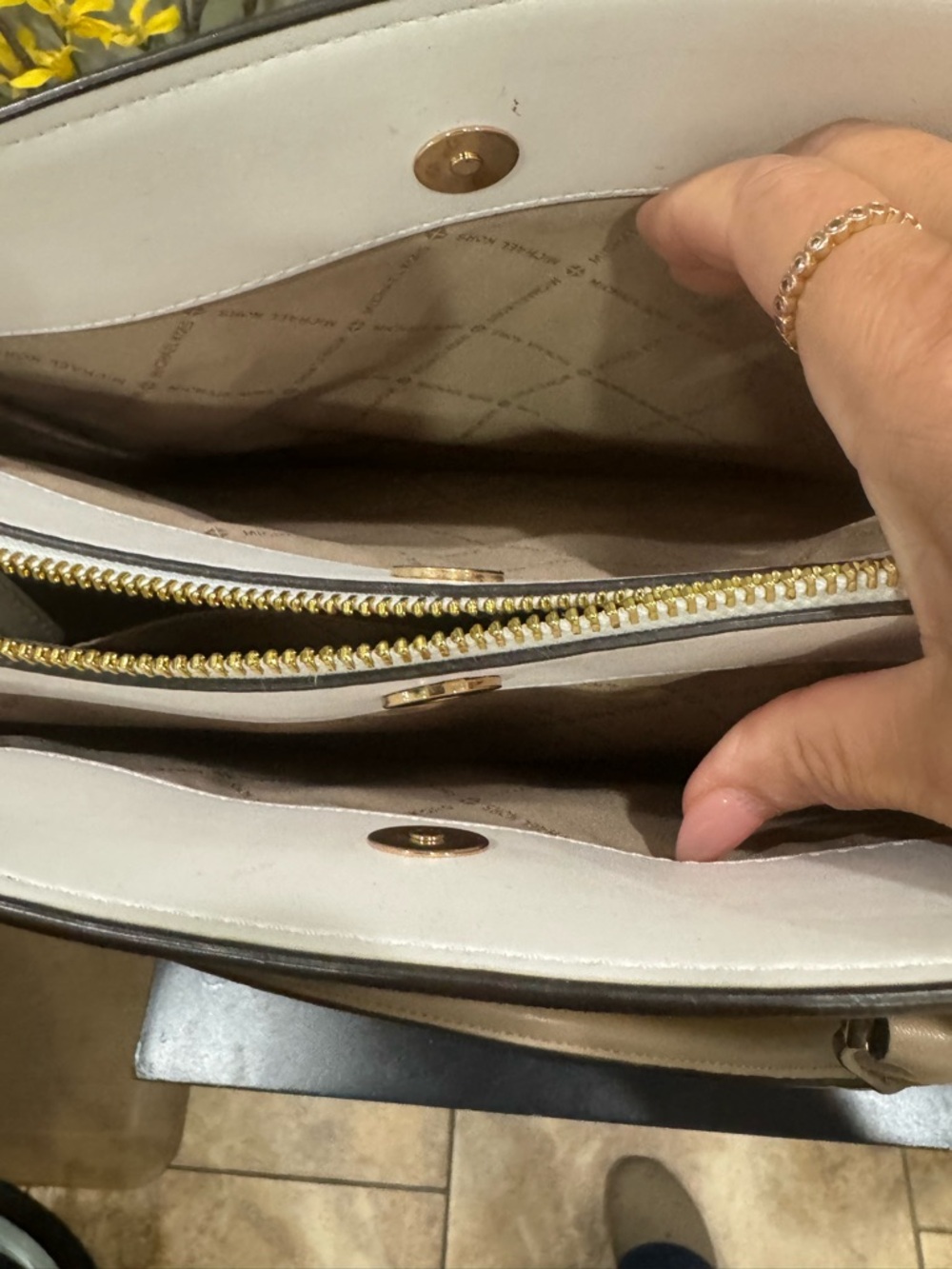 Michael Kors Yellow Saffiano leather colorblock Satchel - Picture 6 of 8